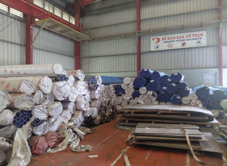 ỐNG ĐÚC INOX 304 PHI 168 DÀY 16MM