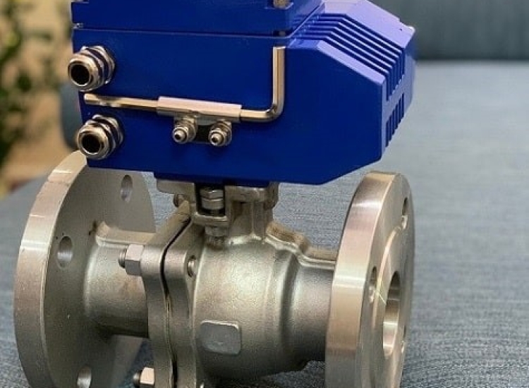 VAN BI INOX 3 THÂN ĐIỀU KHIỂN ĐIỆN NỐI REN