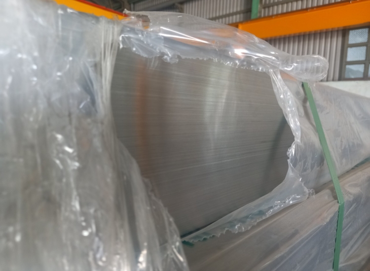 HỘP VUÔNG INOX 304|316- 127*127*3.0M