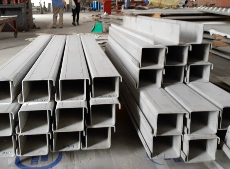 GIA CÔNG INOX CHẶT CHẤN CẮT LASER THEO YÊU CẦU