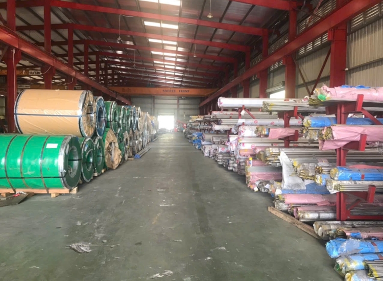 THANH LA ĐÚC 304 SỌC XƯỚC : 60 x 6.0 x 4000/6000MM/HL- LẬP LÀ INOX - Stainless Steel Bar Flat