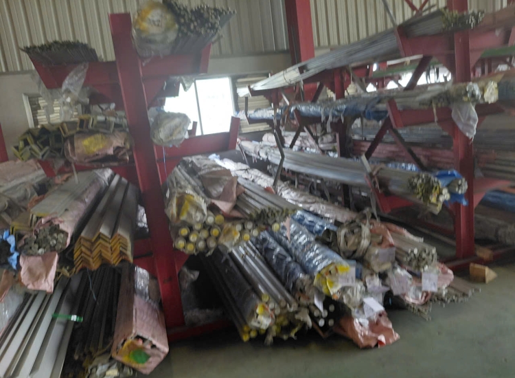 VÊ ĐÚC INOX 316/316L: 30 x 30 x 4.0 x 6 M